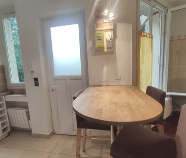 ST-MAUR - Mairie - Studio meublé 20m² 800€ CC - Photo 3