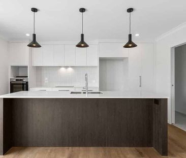 Brand New Elegant Home for Rent - Lockerbie Estate - Photo 2