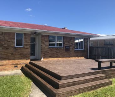 Fantastic family home in a great, quiet cul de sac location, in the... - Photo 5