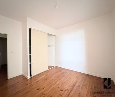Location Appartement 4 pièces 109m² - Photo 2