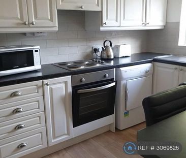 2 bedroom flat to rent - Photo 6