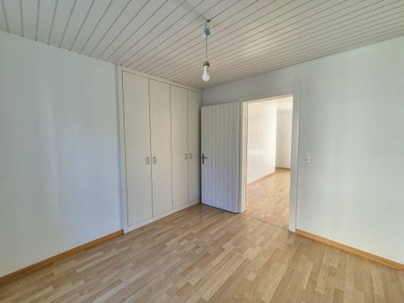 Wohngenuss im Erdgeschoss mit gemütlichem Sitzplatz - Photo 4