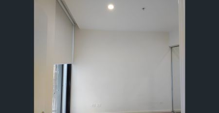 FABULOUS 2-1-1 APARTMENT NEAR BENTLEIGH STATION - Photo 2