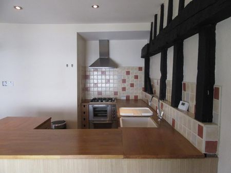 2 bedroom maisonette to rent - Photo 4