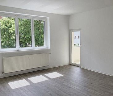 3,5-Zimmer, Tageslichtbad + Balkon - Foto 1