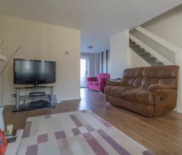 Barrymore Walk, Rayleigh - Photo 1