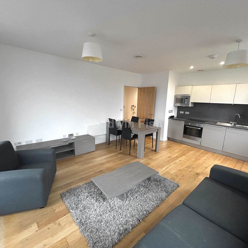 122 High Street, Manchester - Photo 1