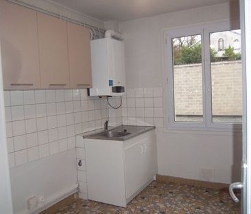 Location Appartement 2 pièces 57m² CUSSET 03300 - Photo 3