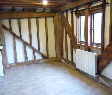 3 bedroom barn conversion to rent - Photo 3