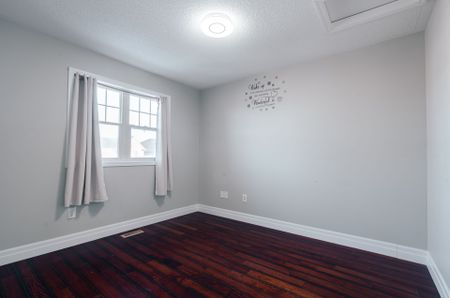 For Lease - 10 Virtues Avenue Unit# Upper, Brampton, Ontario - Photo 4