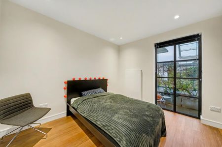 3 bedroom apartment to rent - Photo 4