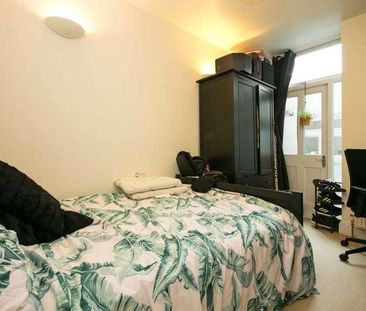 Walberswick Road, London, SW8 - Photo 3