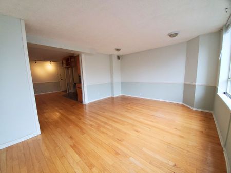 For Lease - 633 Bay Street Unit# 1910, Toronto, Ontario - Photo 3