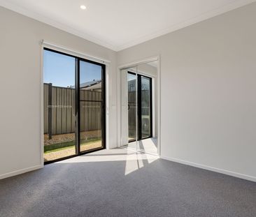 Low Maintenance Family Home - Photo 6