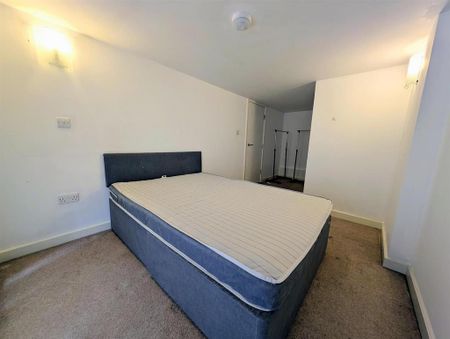 2 bedroom apartment to rent - Photo 5