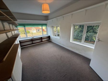 4 bedroom detached house to rent - Photo 5