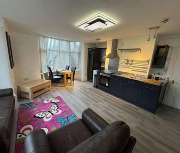 Bingley Road, Shipley, BD18 - Photo 5