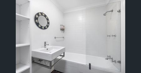 Charming Two-Bedroom Terrace in the Heart of Crows Nest - Photo 2