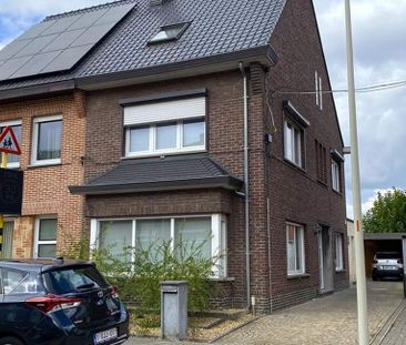 Eengezinswoning te huur in Sleidinge voor € 1.030 met 4 slaapkamers - Photo 4