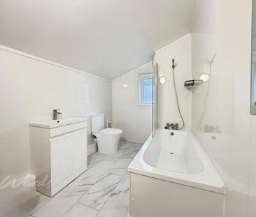 2 bedroom end of terrace house to rent - Photo 1