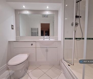 2 bedroom flat to rent - Photo 6