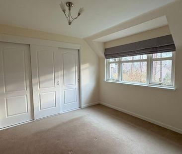 5 bedroom detached house to rent - Photo 3