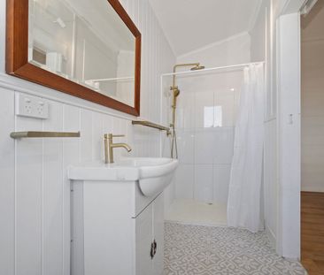 Character, Comfort and Convenience in the Heart of Bundaberg - Photo 6