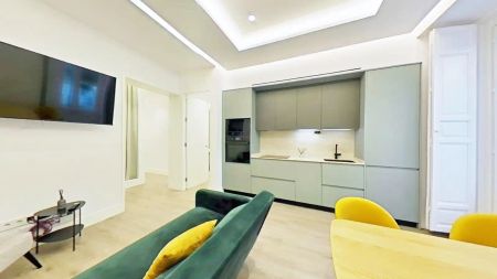 Piso de alquiler en Palacio - Photo 3