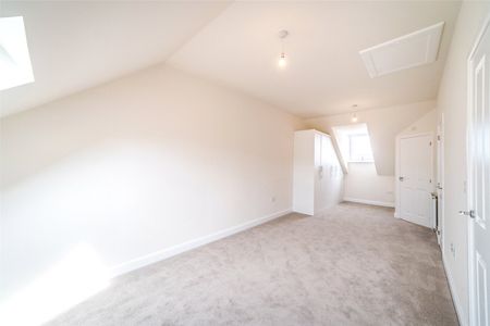 3 bedroom house to rent Box Crescent, Houghton Regis, Dunstable, Bedfordshire, LU5 - Photo 4