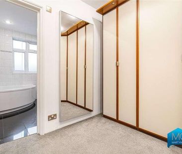 Fairholme Gardens, Finchley, N3 - Photo 2