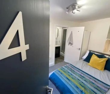 En Suite - Photo 6