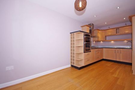 3 bedroom townhouse to rent - Photo 5