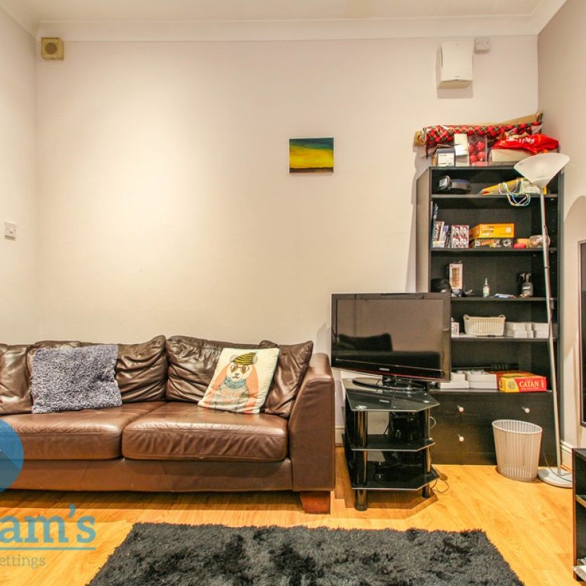 1 bed Shared House for Rent - Photo 1