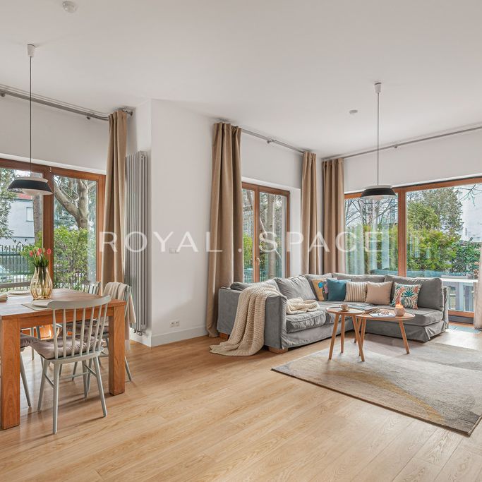 Warszawa, Praga-Południe, Królowej Aldony - Photo 1