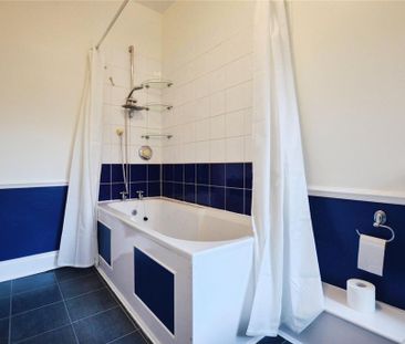 2 bedroom end of terrace house to rent - Photo 1