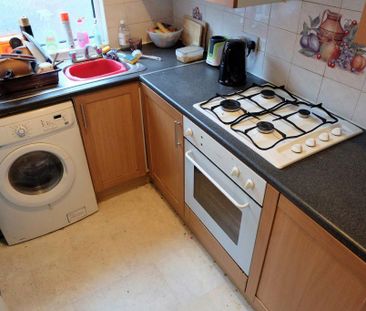 3 bedroom house to rent - Photo 2