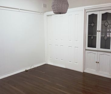 57 Korrongulla Crescent - Photo 2