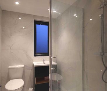 1 bedroom coach house to rent - Photo 6