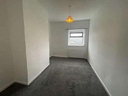 Ambler Thorn, Queensbury, Bradford, BD13 - Photo 3