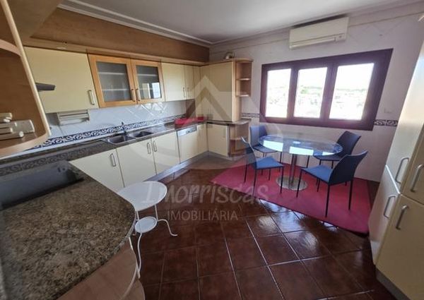 Apartamento T4 em Lisboa