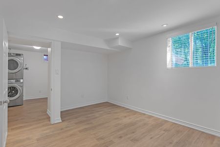 For Lease - 3788 Forest Bluff Crescent Unit# Lower, Mississauga, Ontario - Photo 2