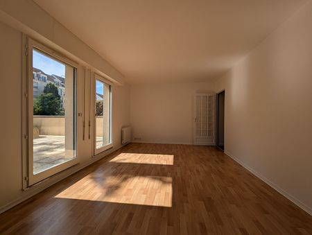 Location Appartement 2 pièces 40m² - Photo 2