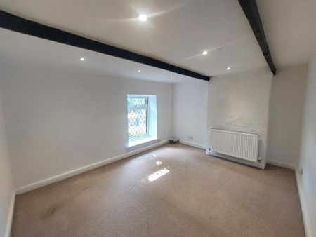 2 bedroom semi-detached house to rent - Photo 2