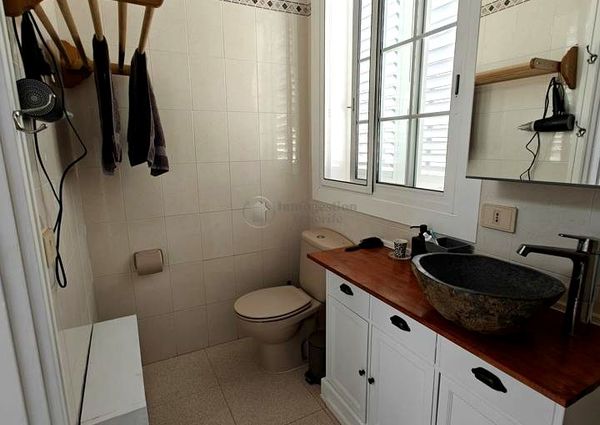 For Rental: 2-Bedroom Semi-Detached House in Las Rosas