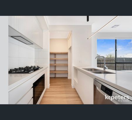 5A Dalworth Avenue, Dromana, Vic 3936 - Photo 4