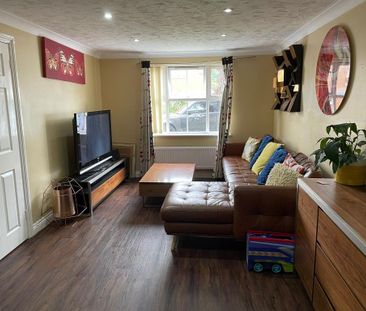 4 bedroom detached house to rent - Photo 1