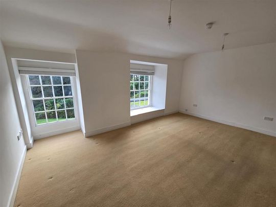 3 bedroom apartment to rent - Photo 1