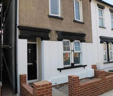 Bartlett Road, Gravesend, DA11 - Photo 5