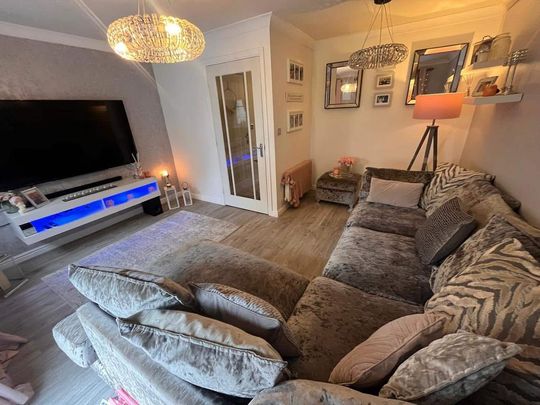 3 bedroom terraced house to rent - Photo 1