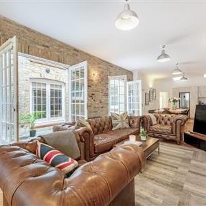 Clapham Manor Street, SW4 - Photo 1